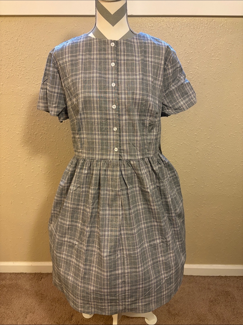 BNWT Apricity Grey Plaid XL Button-Front Women's Dress